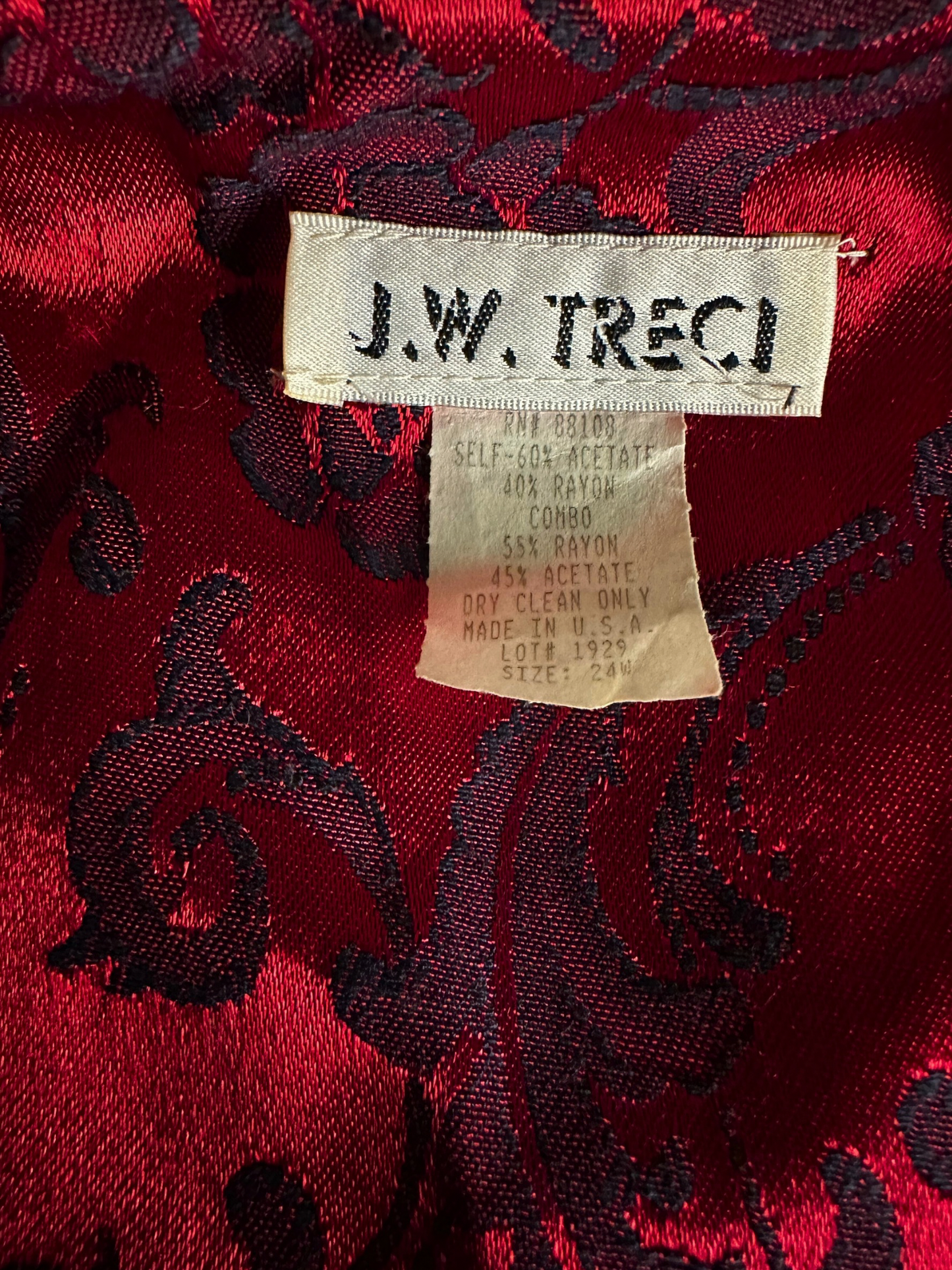 vintage paisley ruby piece